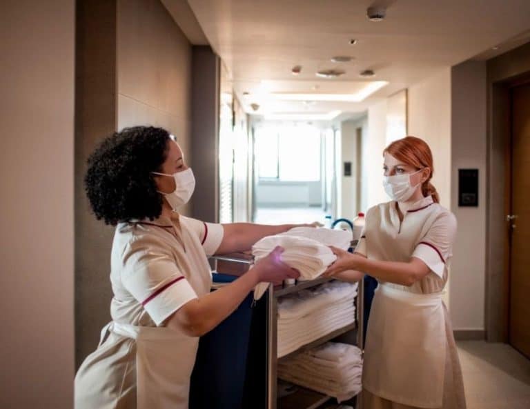Pros And Cons Of Being A Hotel Housekeeper